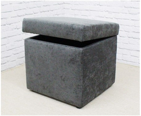 Footstools? Ottomans? What’s The Difference?