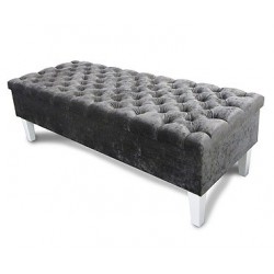 Luxury Buttoned Bench