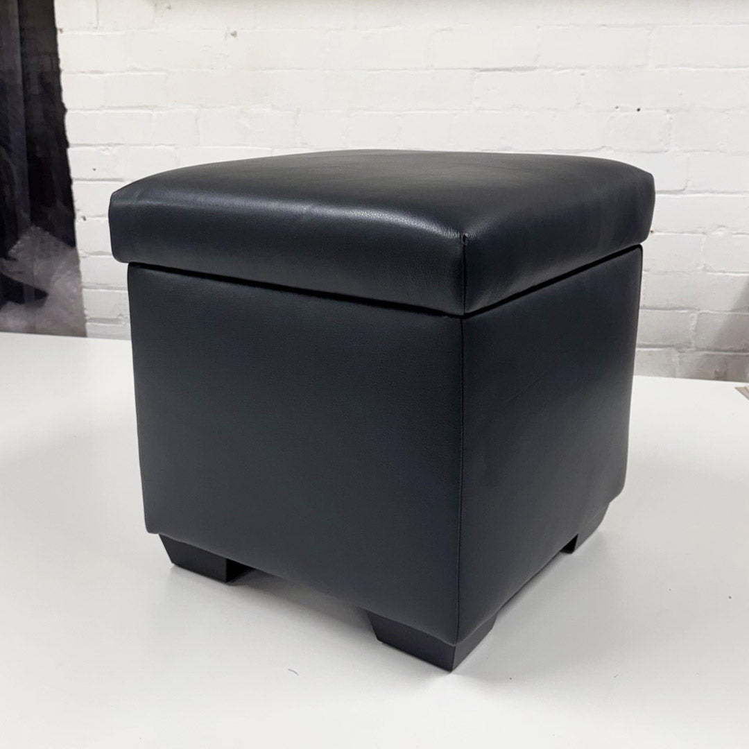How to Decorate with a Black Ottoman & a Large Serving Tray