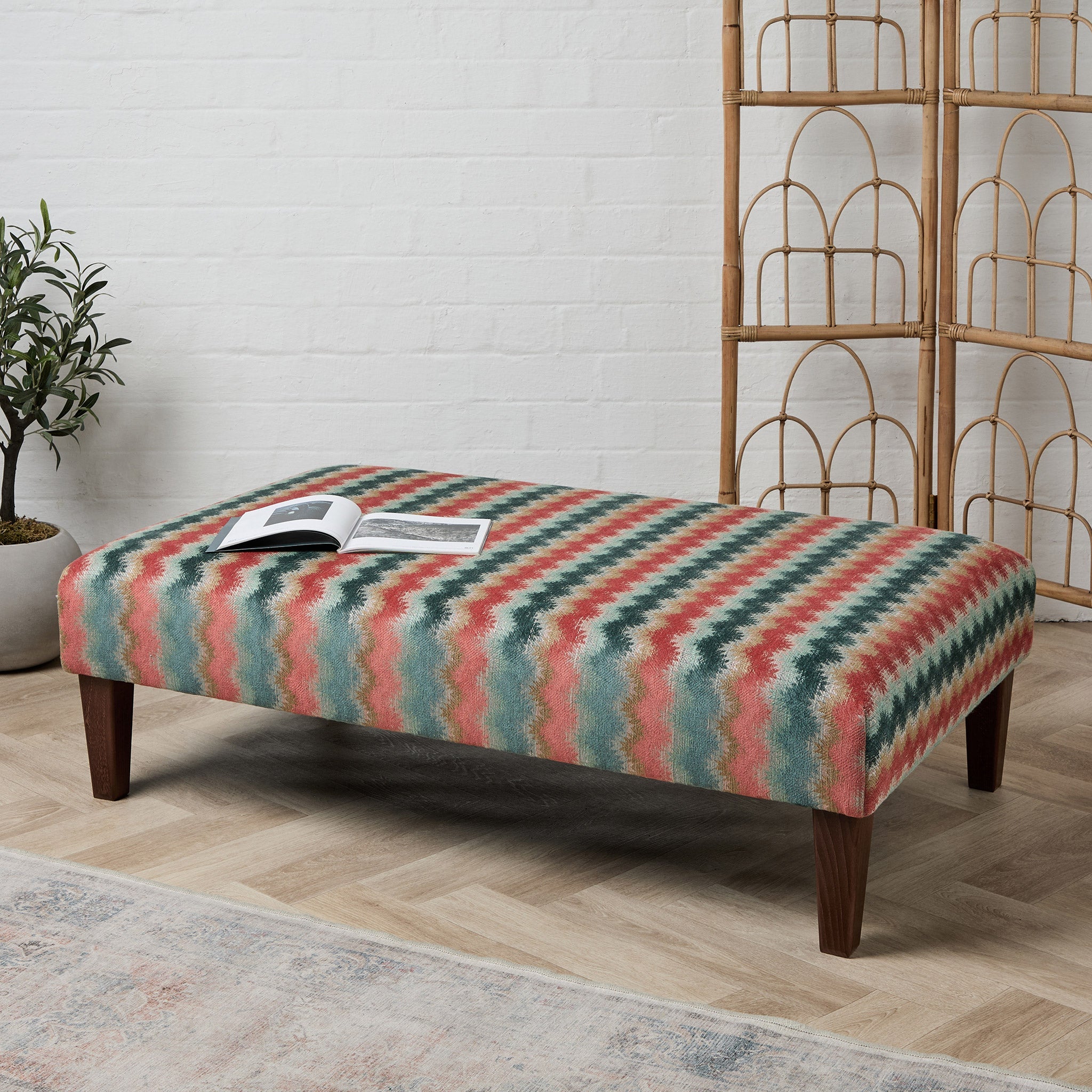 How to Choose a Pouffe That Won’t Block a Narrow UK Hallway