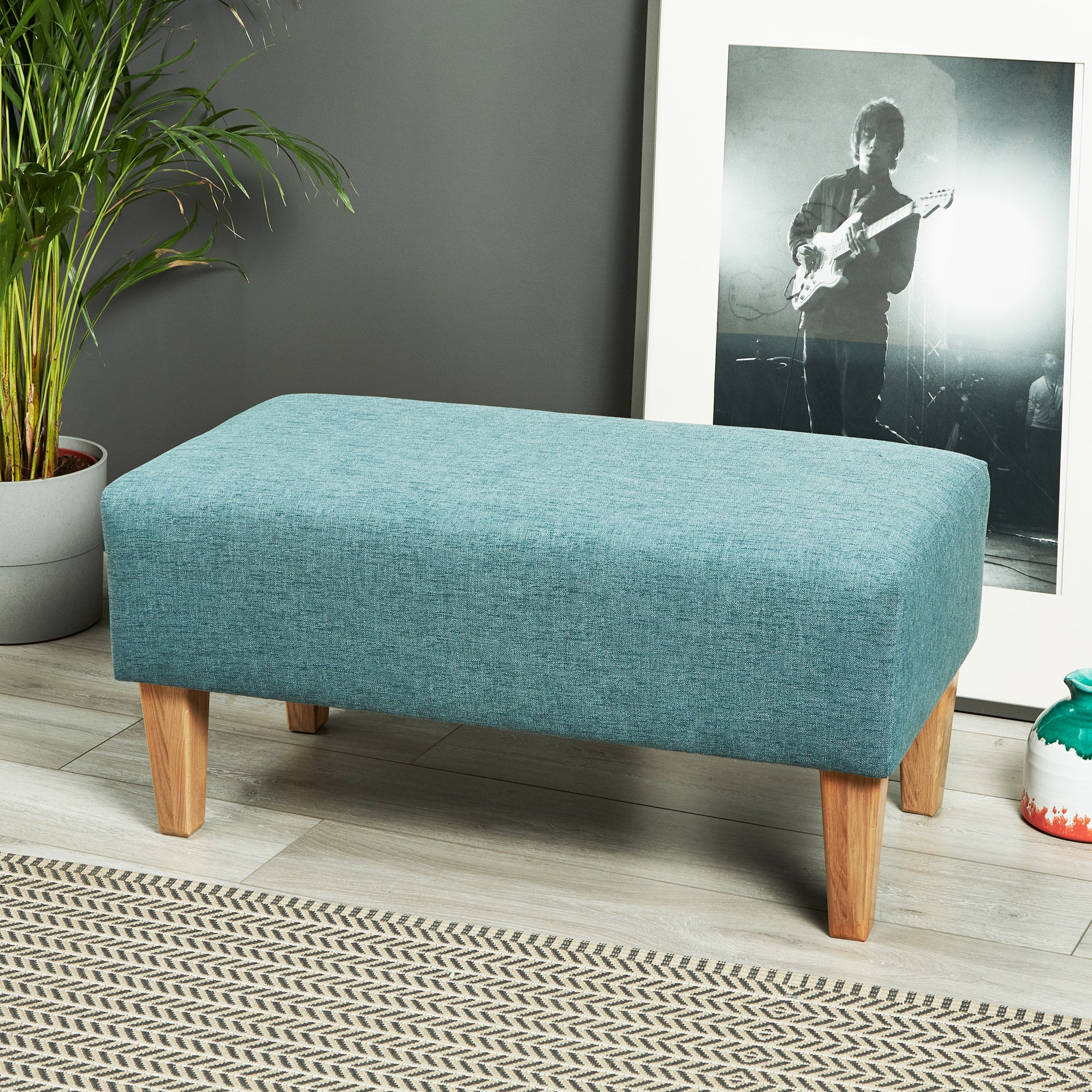 Suppliers Of Edinburgh : Deep Plain Bench Stool