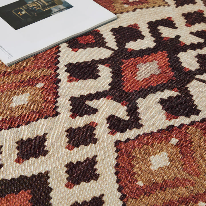 Finchley Plain (Kilim Rust) 102 x 76cm