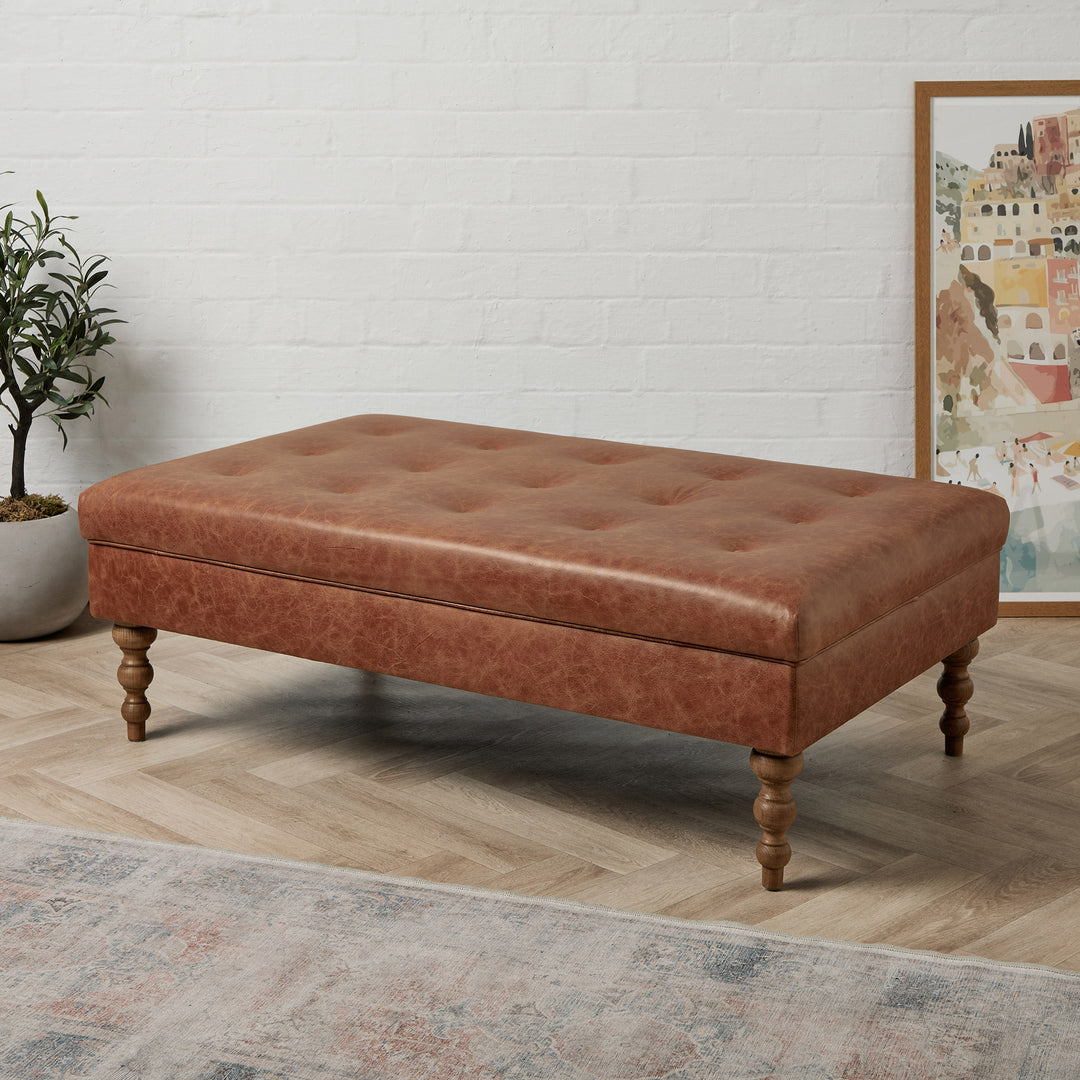 Alberta Shallow Buttoned (Selvaggio Bridle leather) 127 x 76cm