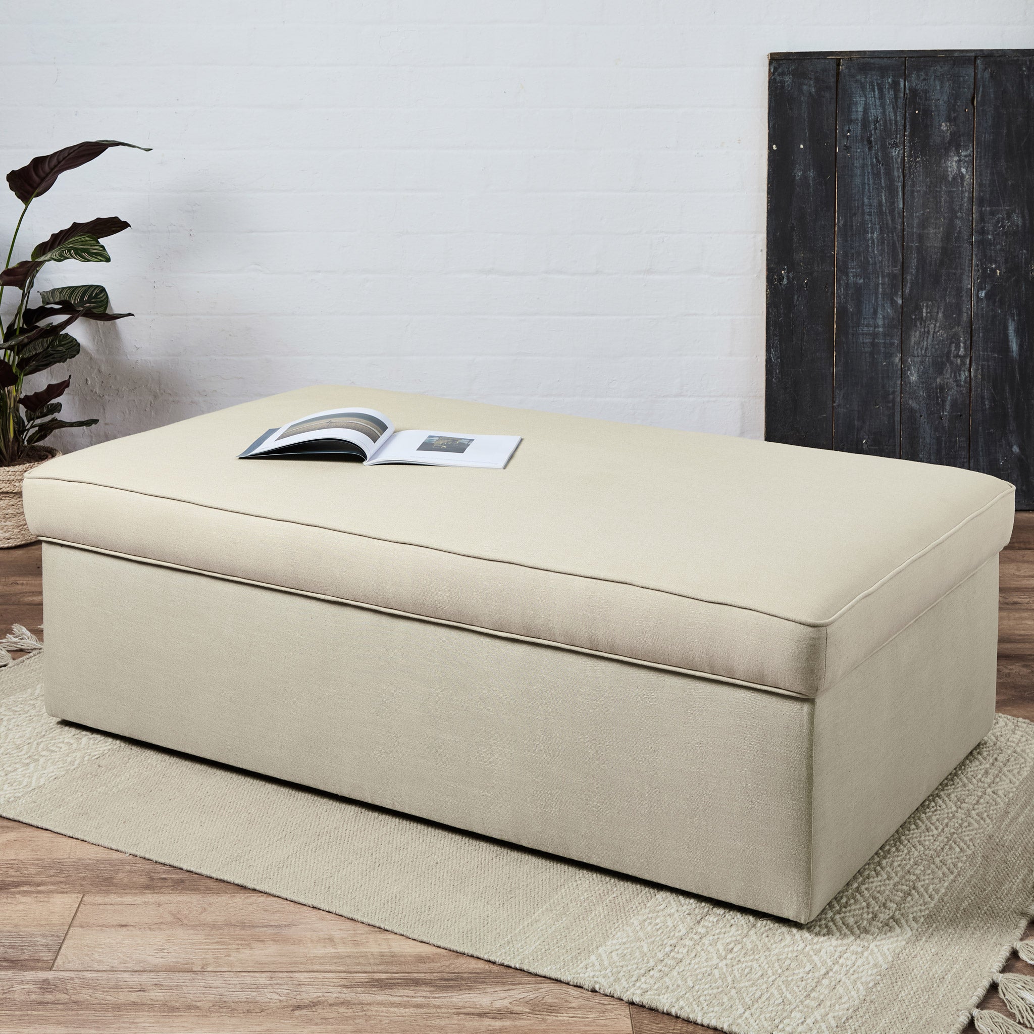 Suppliers Of Lexington Piped : Piped Deep Storage Ottoman