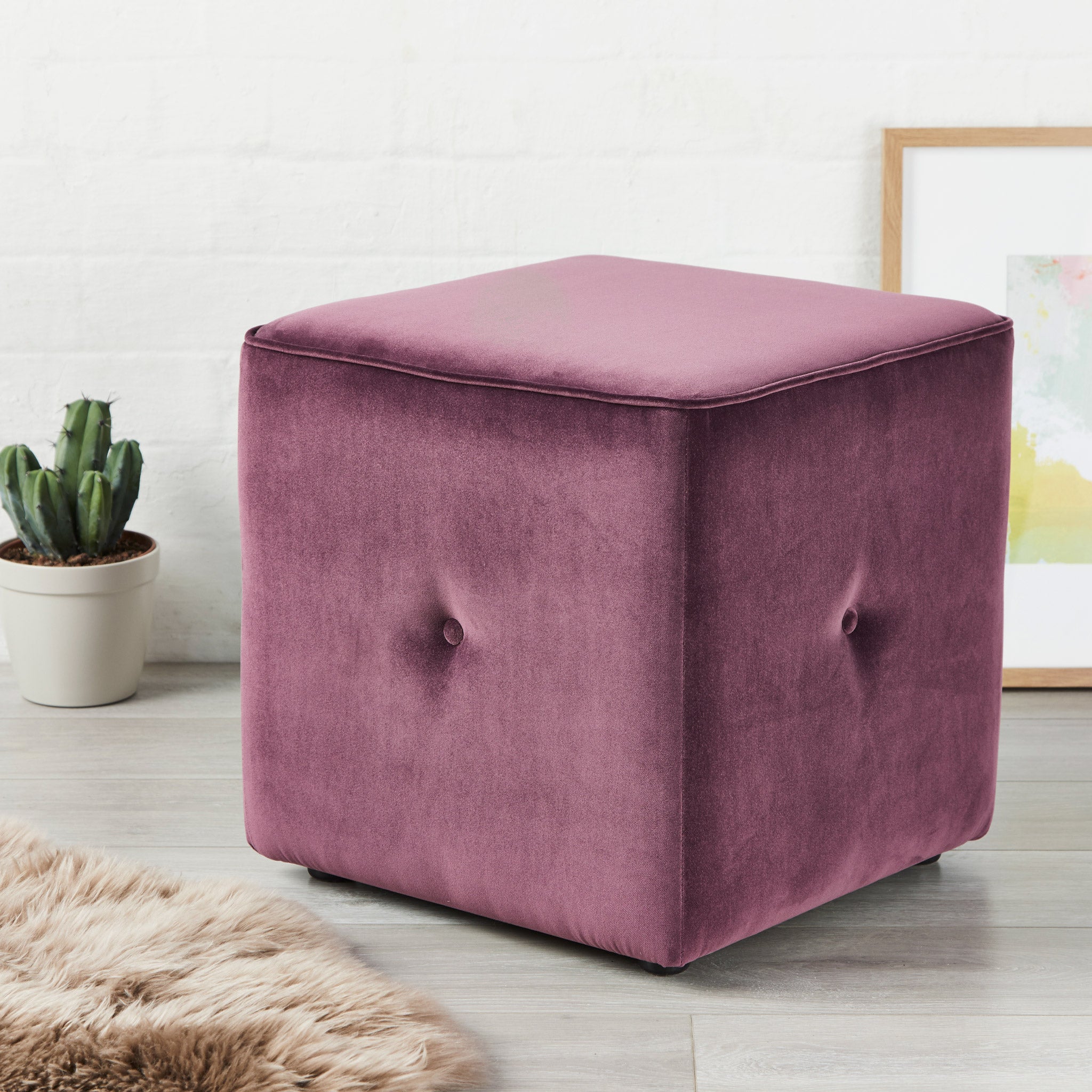 Bespoke Milan : Large Buttoned Cube