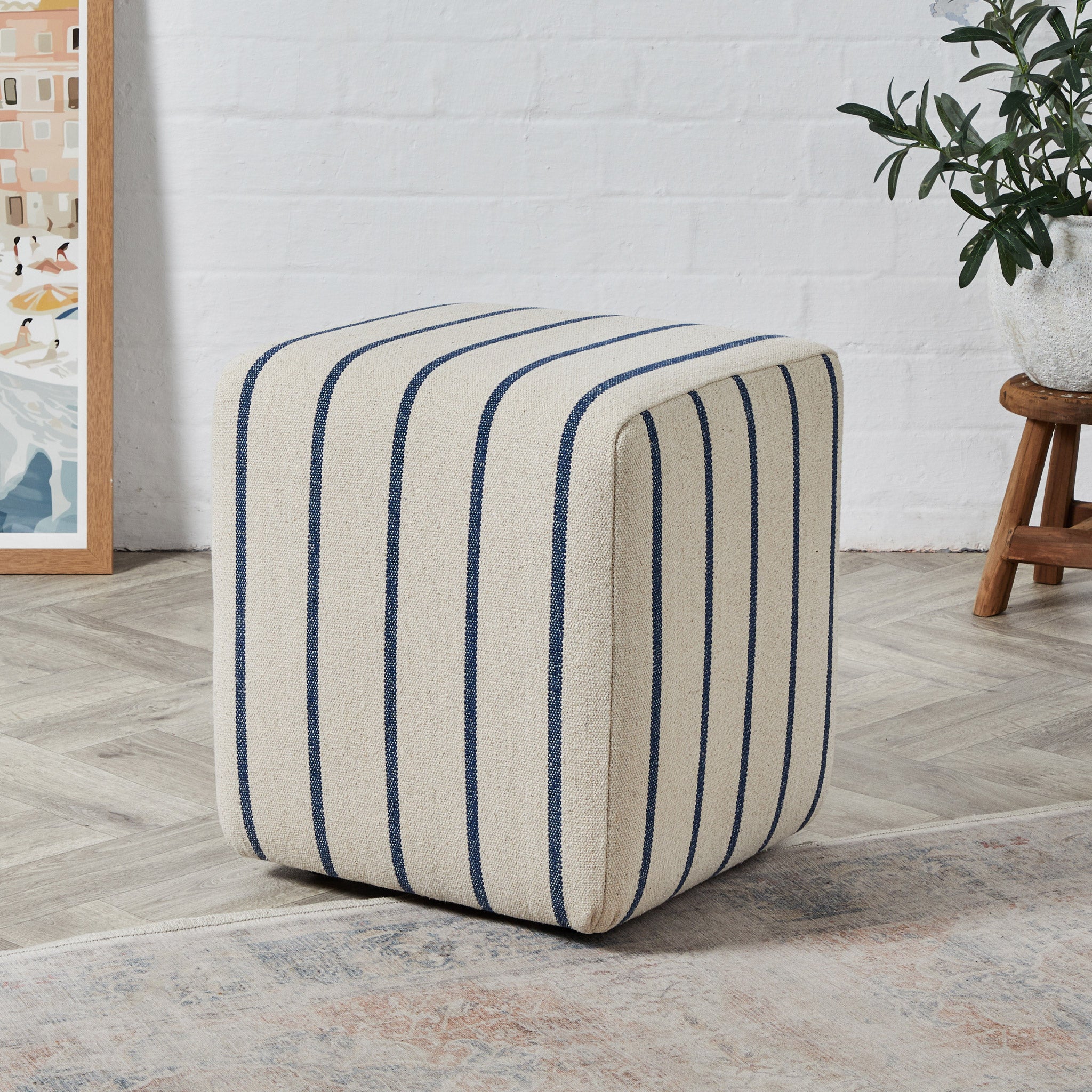 Manufacturers Of Soho Cube : Wrap Over Cube Footstool