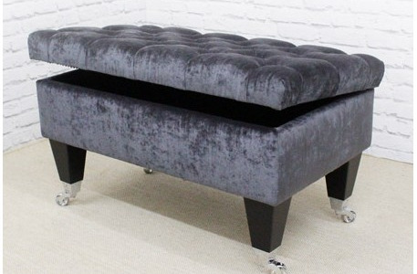 Two Ways To Buy A Footstool For Your Home